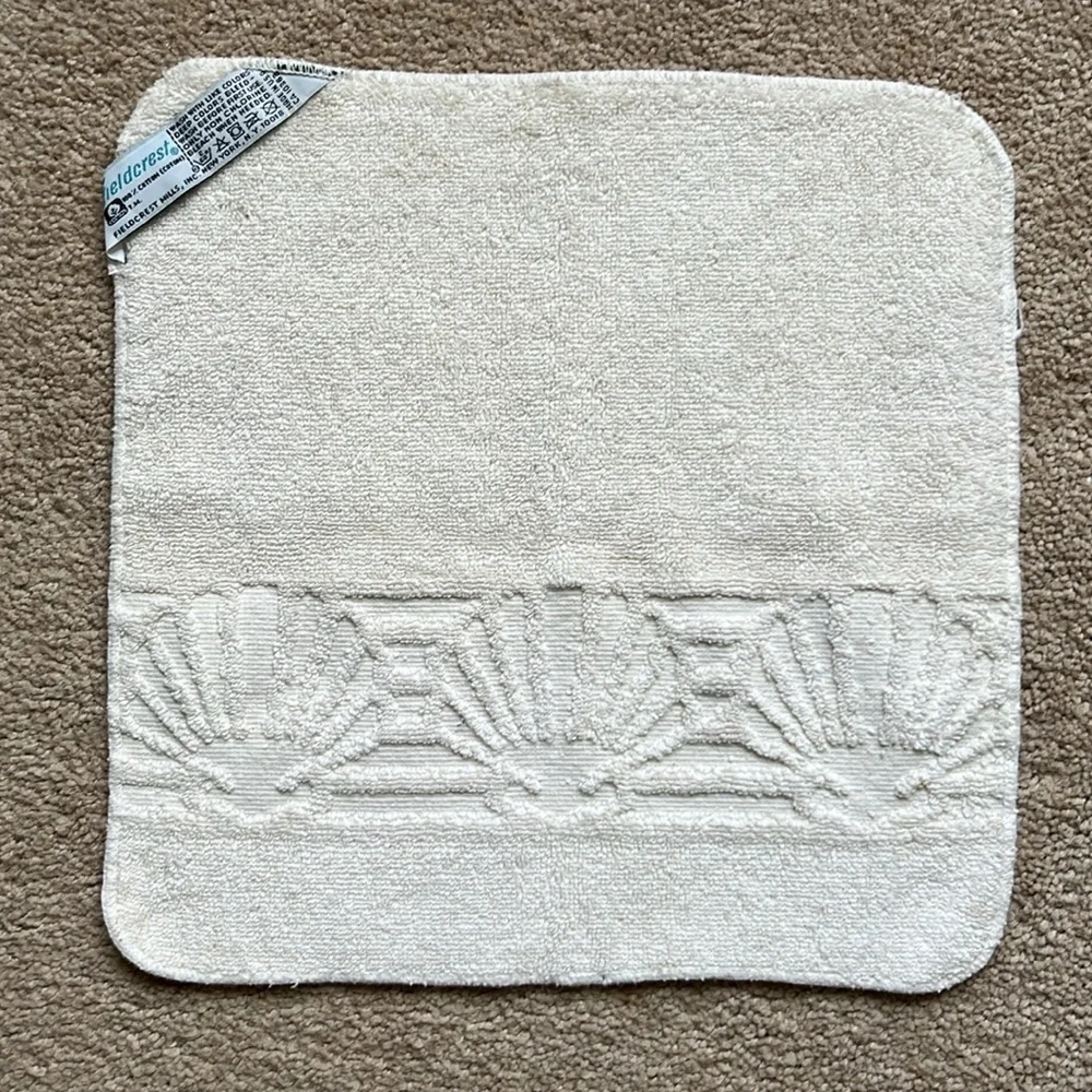 Fieldcrest Hand Towel and Wash Cloth
